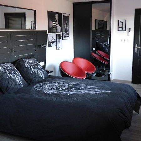 La Colline Aux Yeux Doubs Bed and Breakfast Baume-les-Dames Buitenkant foto