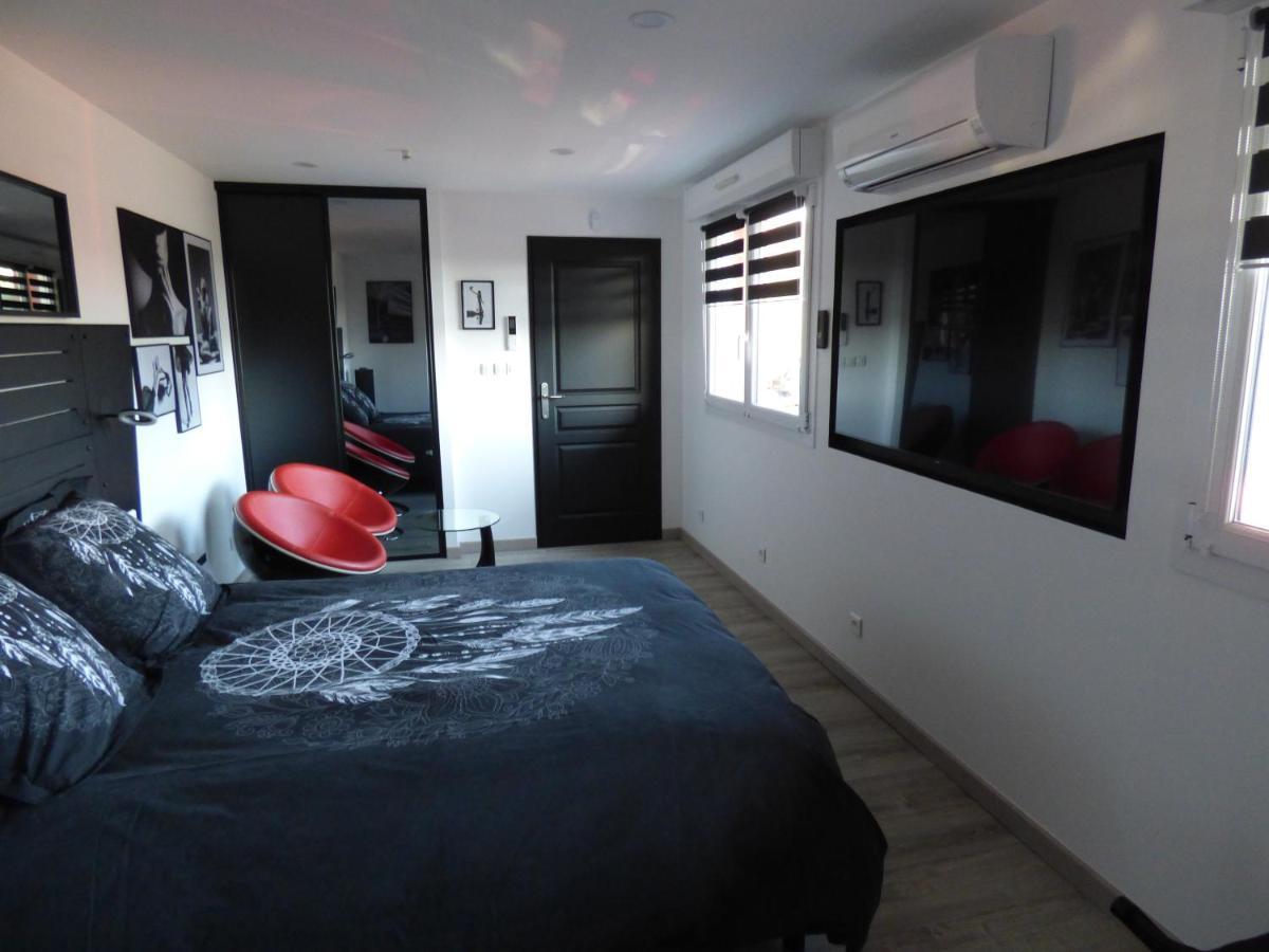 La Colline Aux Yeux Doubs Bed and Breakfast Baume-les-Dames Buitenkant foto
