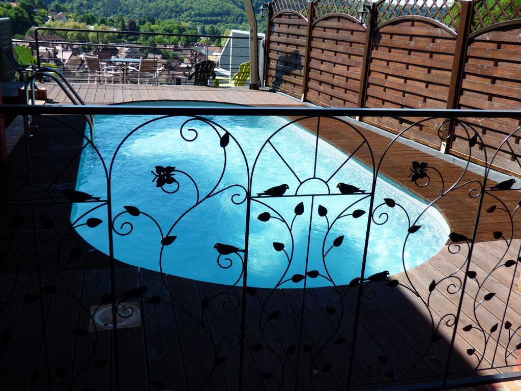 La Colline Aux Yeux Doubs Bed and Breakfast Baume-les-Dames Buitenkant foto