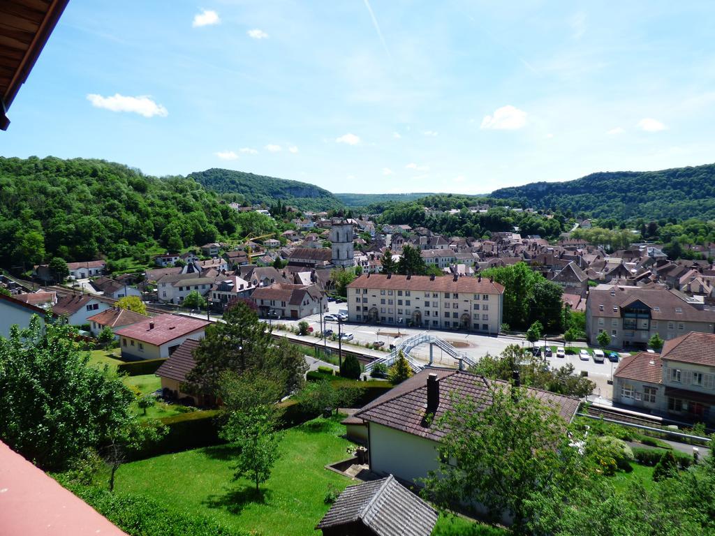 La Colline Aux Yeux Doubs Bed and Breakfast Baume-les-Dames Buitenkant foto