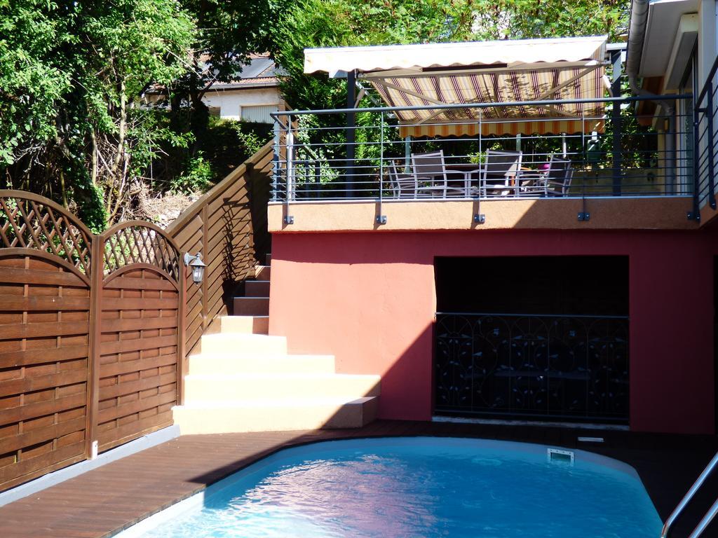 La Colline Aux Yeux Doubs Bed and Breakfast Baume-les-Dames Buitenkant foto